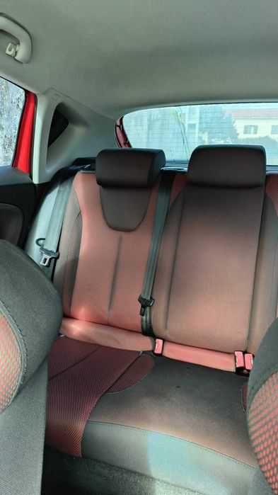 SEAT Leon — fotografia 6