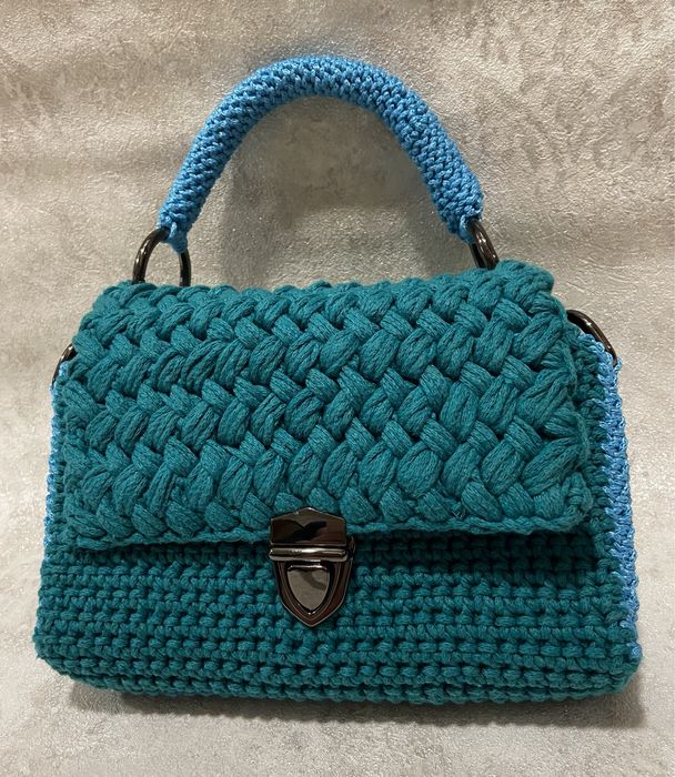 Продам сумочку ручної поботи