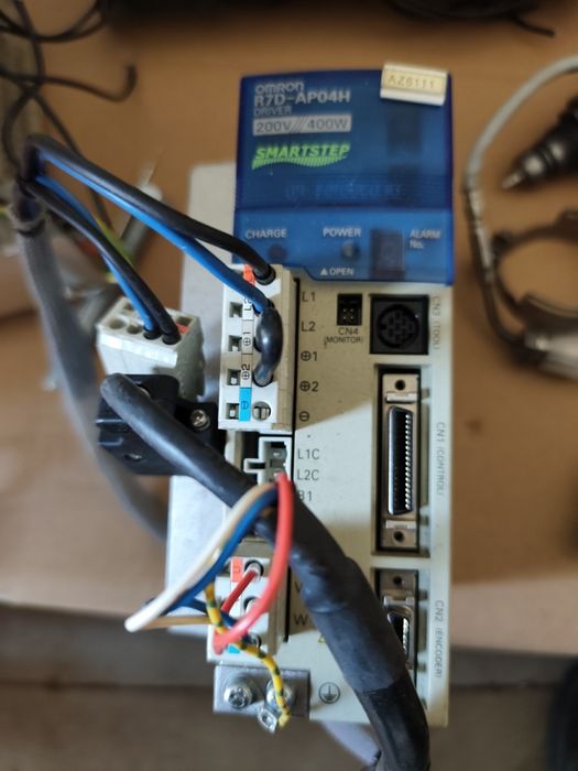 Сервопривід  Omron R7D-AP04H