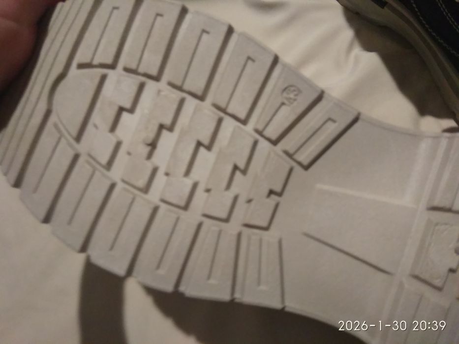 Чоловічі черевики, 43 розмір