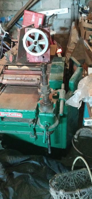 Станок деревообробний