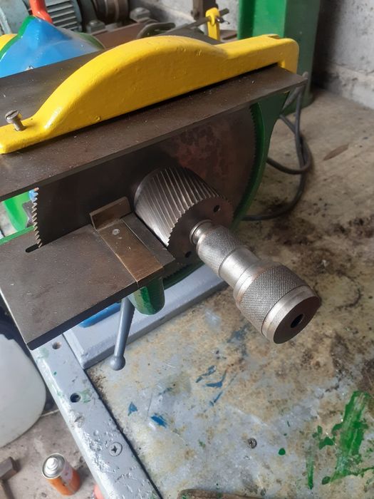 Frezarka pila wieloczynnosciowa