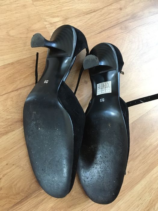 Prześliczne buty jak nowe r. 39
