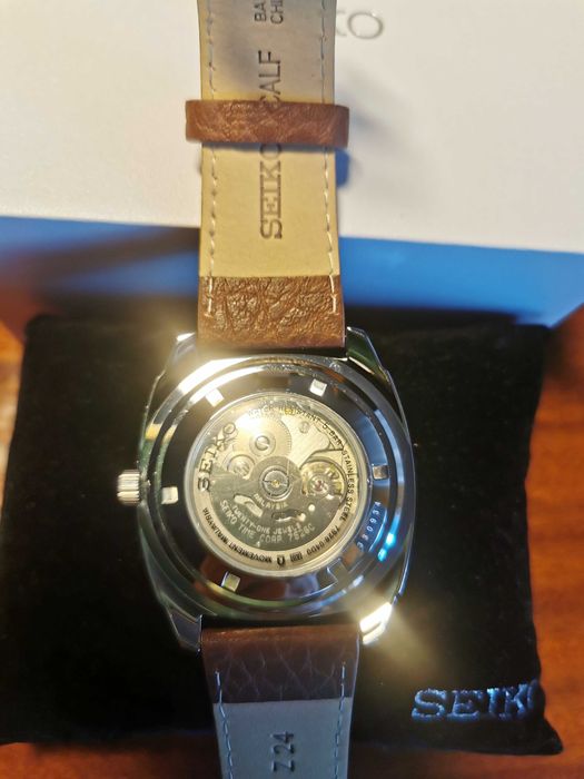 Годинник SEIKO SNKN37 механічний