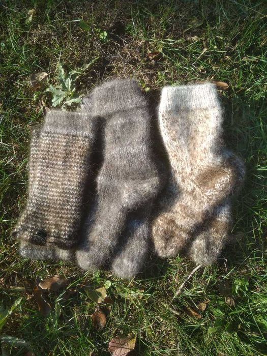 Для здоровья : носки, наколенники, пояса  и прочее из собачьей шерсти.