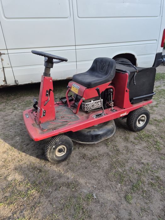 traktorek mtd pinto