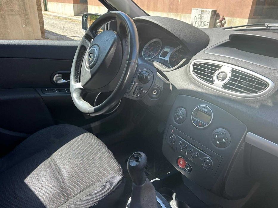 RENAULT CLIO 1.5 dCi Confort