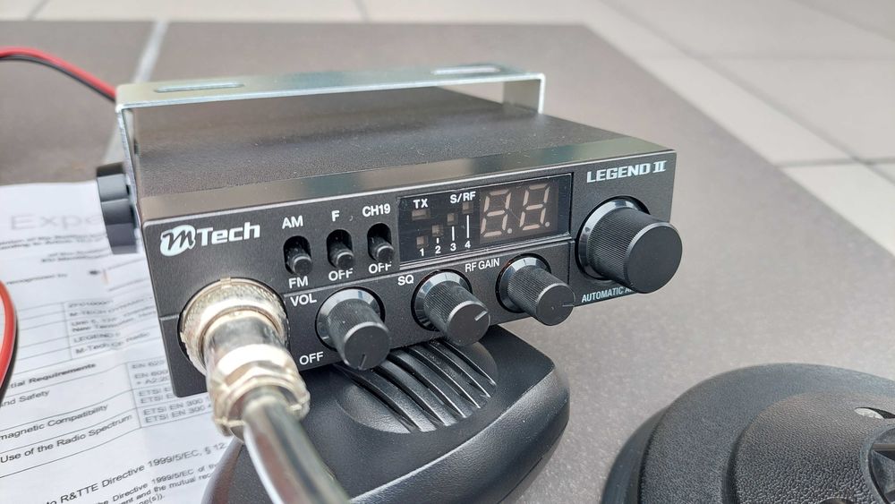 CB Radio M-Tech LEGEND II na bazie UNIDEN 520