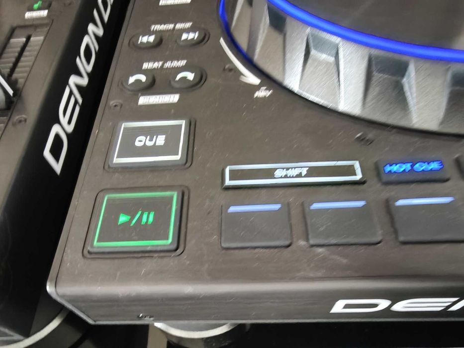 Leitores Denon SC6000 - usados como novos