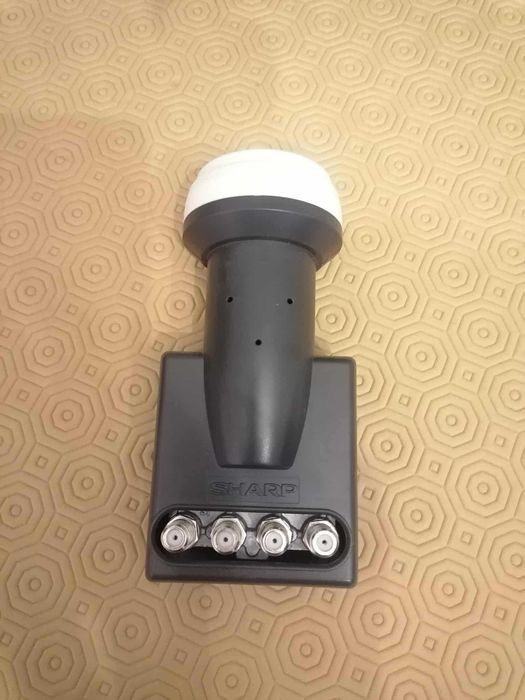 conversor LNB "Sharp" para antena parabólica