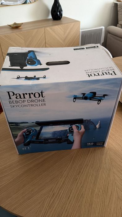 Drone Parrot Bebop skycontroller