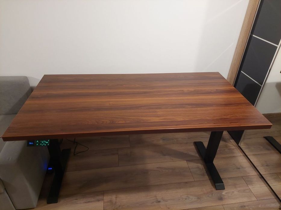 Biurko elektryczne regulowane 160x80 – Spacetronik