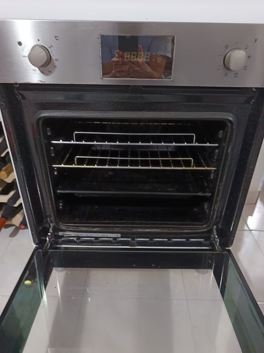Placa e forno eléctrico