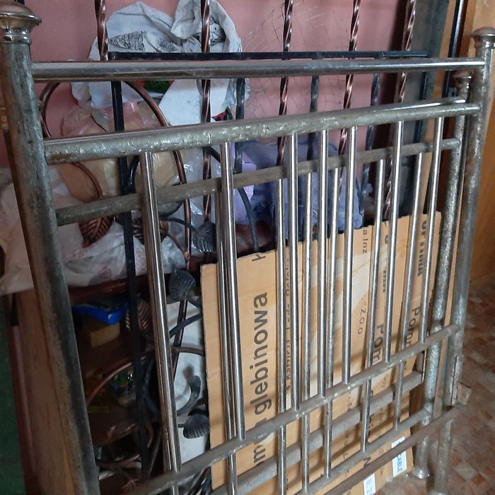 Продам ліжко  антикварне