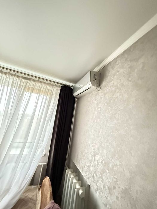 В продаже комната в коммуне. Выделена блоком.