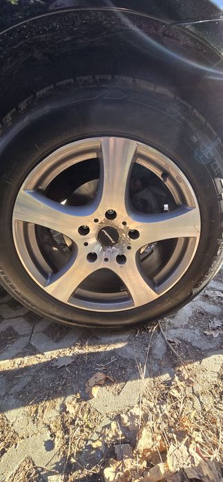 Alufelgi Kia Sorento mk1 pasują też do innych aut 18Cali  5x139.7