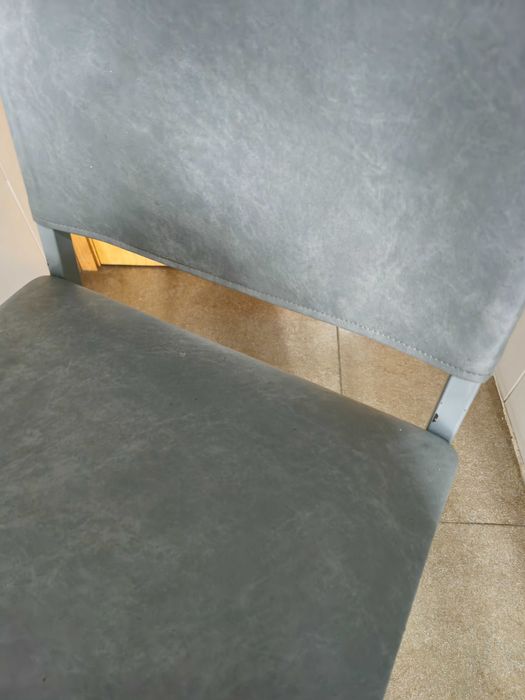 Mesa de cozinha + cadeiras