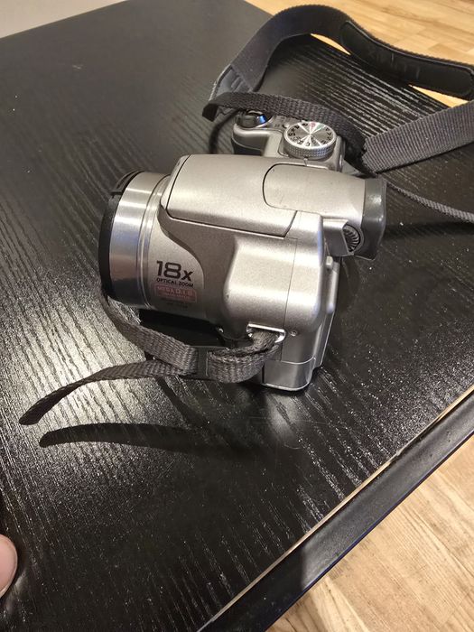 Panasonic Lumix DMC-FZ18