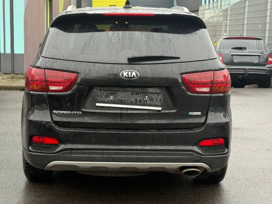 Kia Sorento      2019