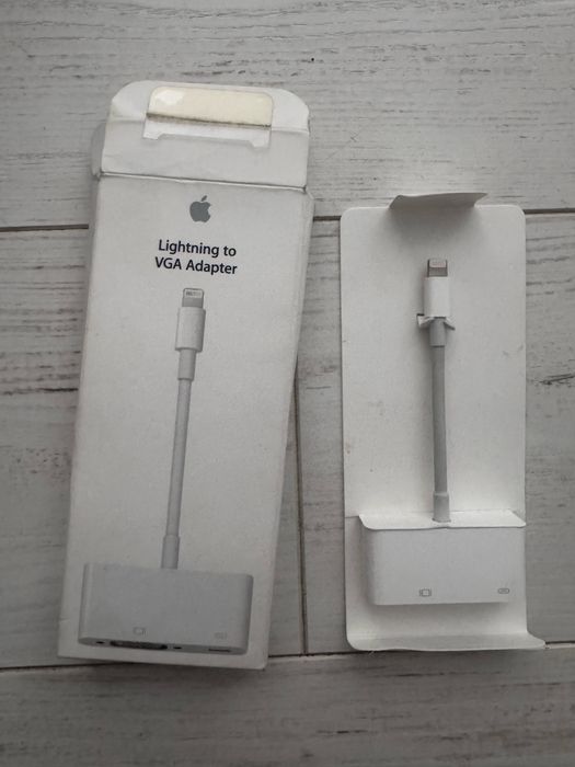 Apple VGA Adapter