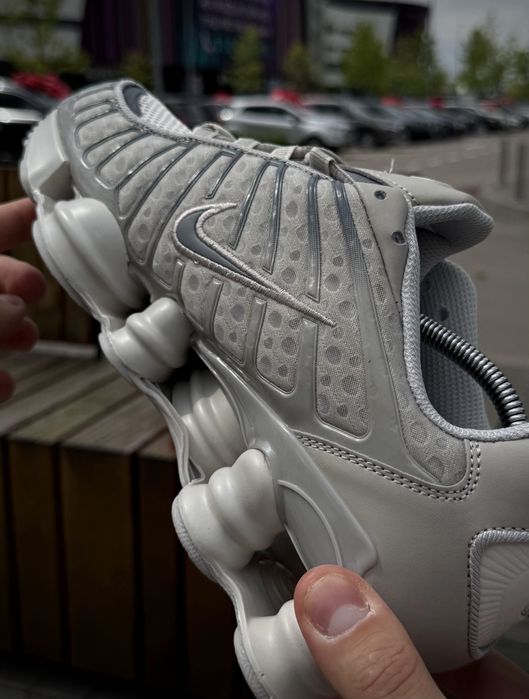 Кросівки чоловічі Nike Shox TL