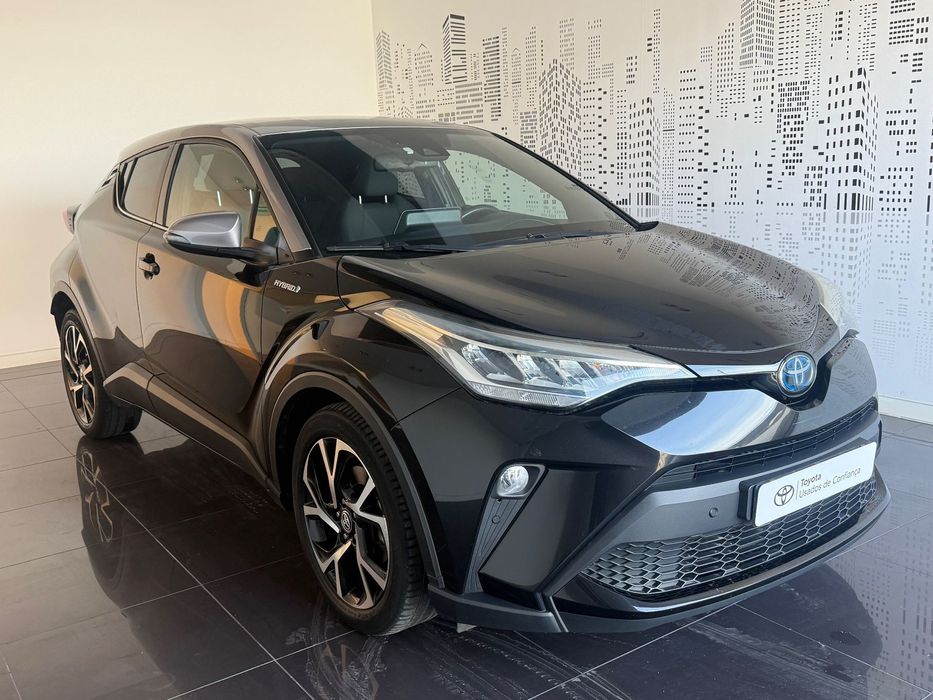 Toyota C-HR 1.8 Hybrid Square Collection