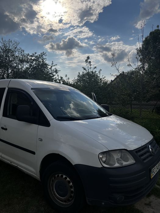 Машина Volkswagen Caddy 2007.   1.9