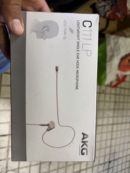 AkG C111 LP head set singke ear