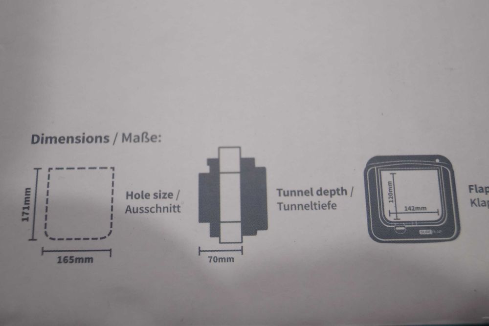 Drzwiczki dla kota Microchip Cat Flap Connect SureFlap + Hub białe