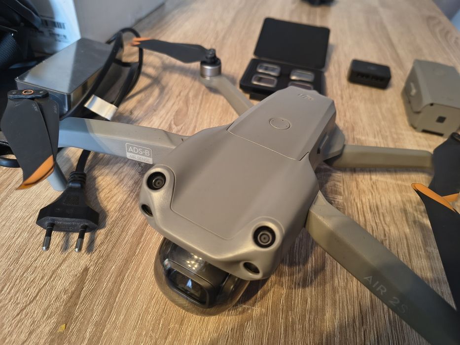 DJI mavic AIR2s Dron jak nowy