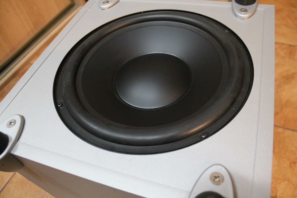 KEF PSW 2010 シルバーウーファー subwoofer KEF PSW 2010 シルバーウーファー subwoofer