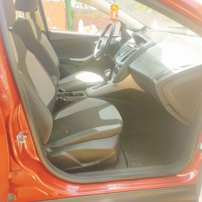 Продам  автомобіль Ford focus