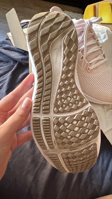 Продам кросівки жіночі nike air zoom pegasus 40 womens pink dv3854-600