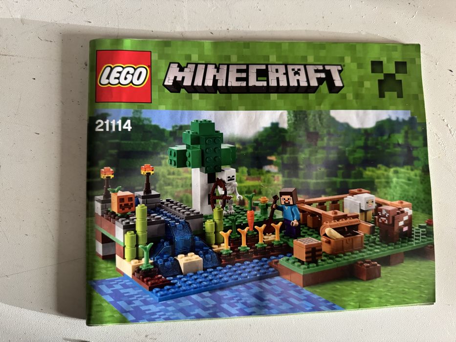 Lego minecraft 21114