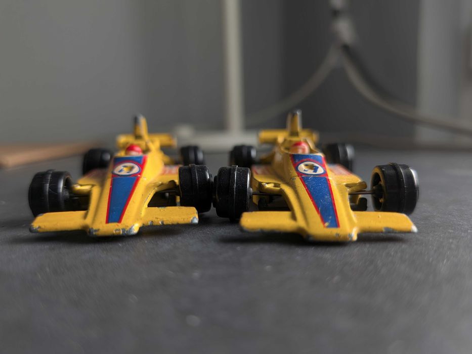 Yatming - Lola T370 - No. 1311 x2
