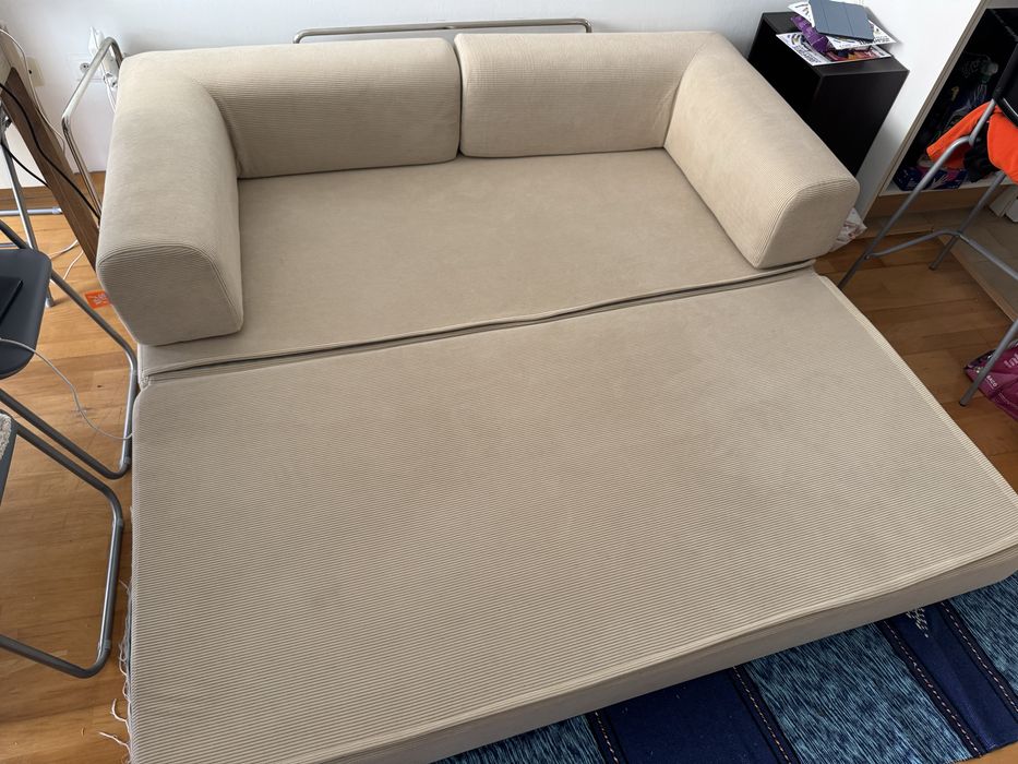 [Como Novo] Sofá Cama Bloom