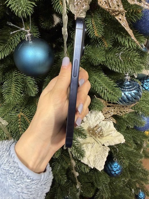 Iphone 15 Pro blue titanium 256мб