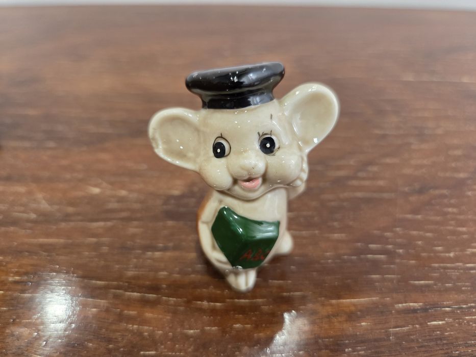 2 ratos em porcelana