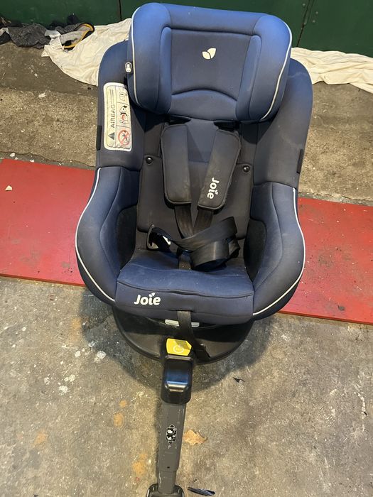 Sprzedam fotelik obrotowy