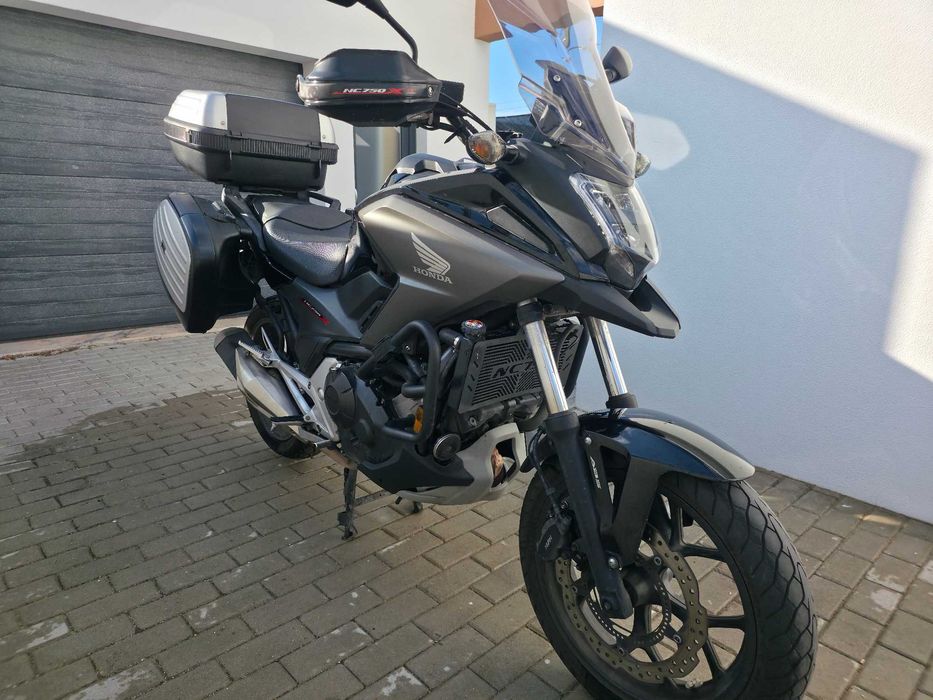 Honda NC750X -  30 900km c/ Extras - Excelente