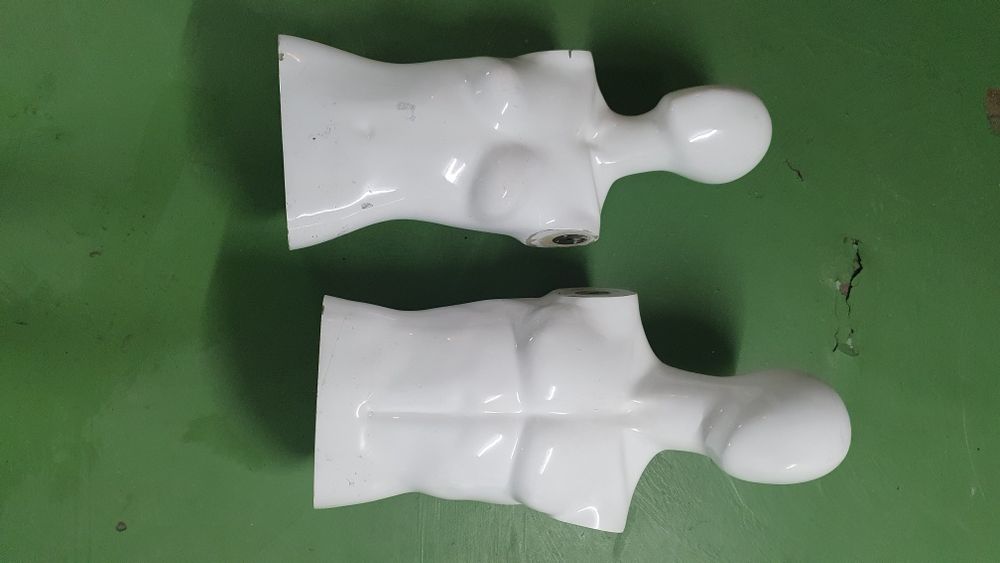 Manequins de loja meio corpo