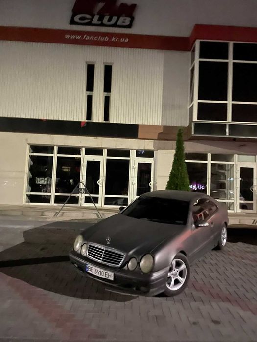 Мерседес 208 ЦЛК 2.3 бензин компресор