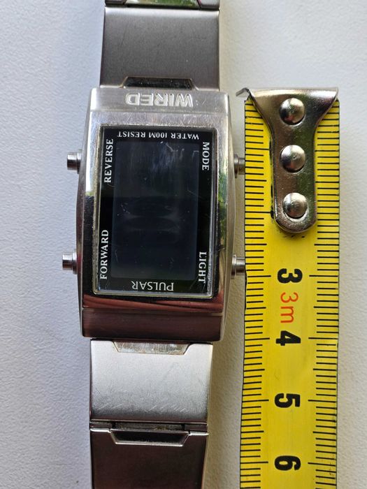 Часы Pulsar WIRED