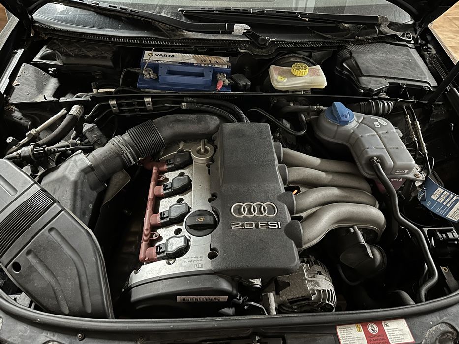 Audi A4 2.0 FSI 150cv - S-Line