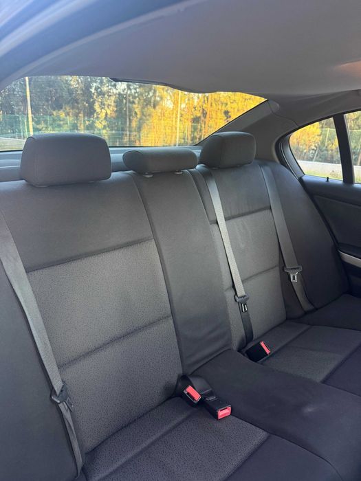 BMW 320d Impecável IUC BARATO
