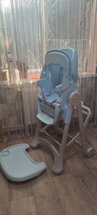 Продам децкое кресло для кормления