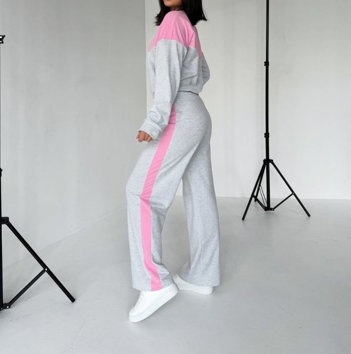 Женский трикотажный костюм с лампасами кофта і штаны для спорту/дому