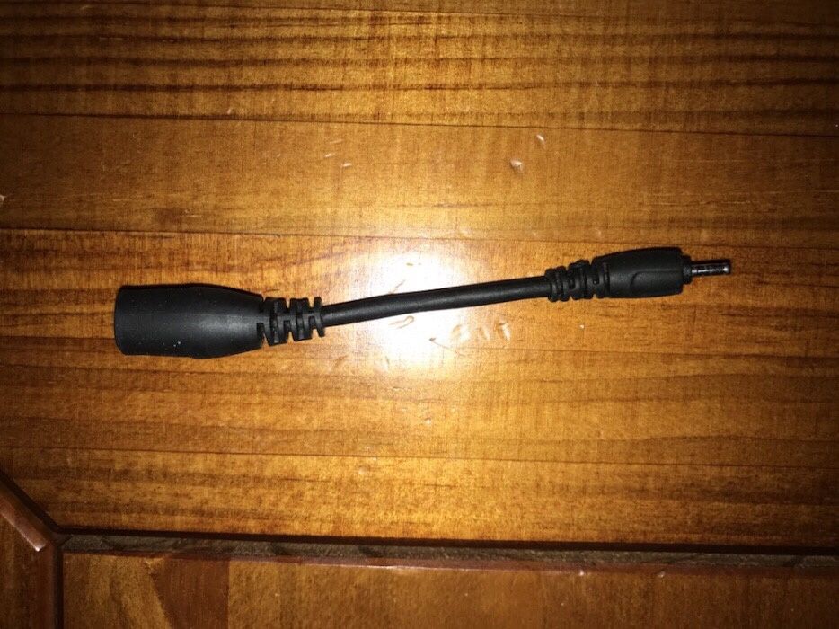 Cabos, auriculares e carregadores