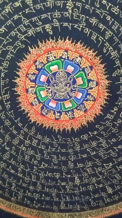 Mandala indiana pintada à mão