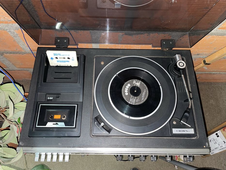 Gira discos CROWN